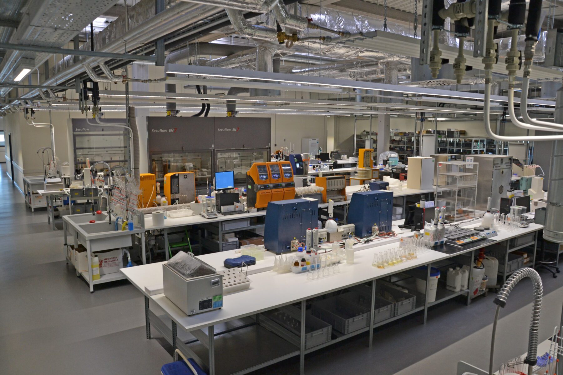 AGROLAB Laboransicht innen © AGROLAB Potsdam GmbH