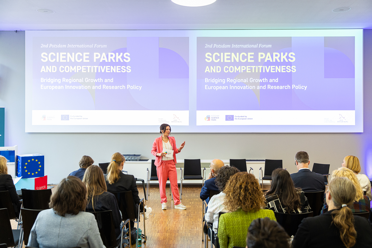 Moderator Tina Knop at the Potsdam International Forum 2026
